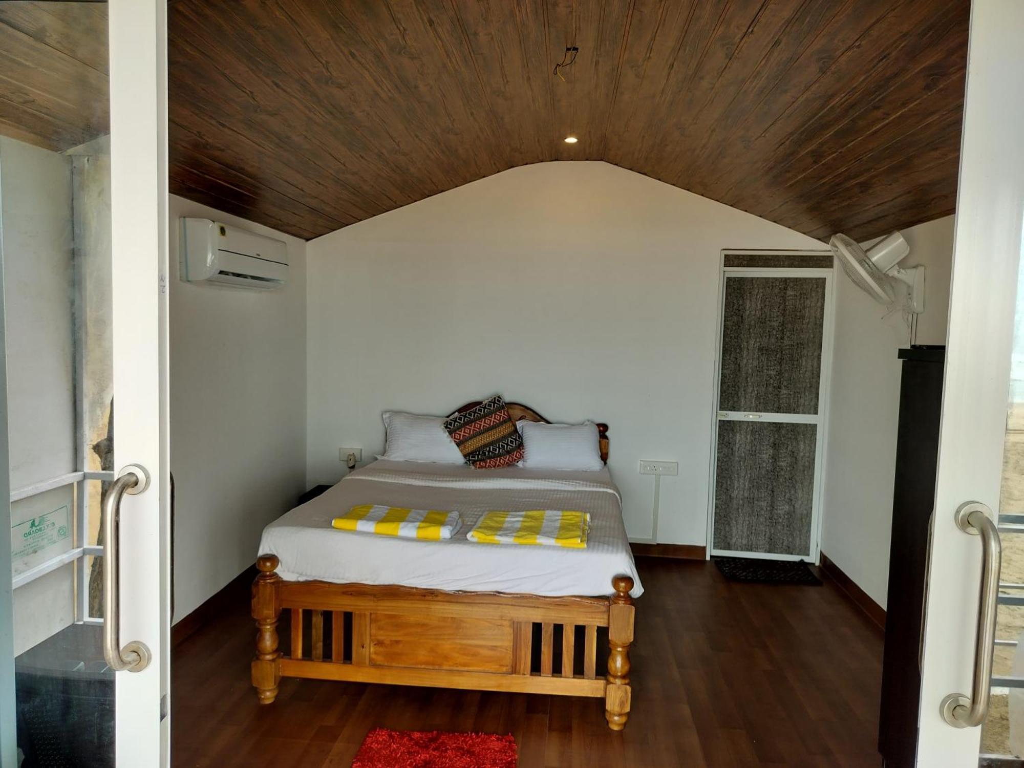 Omkar Beach Bungalow Агонда Екстер'єр фото